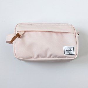 Herschel Chapter Travel Kit Carry On